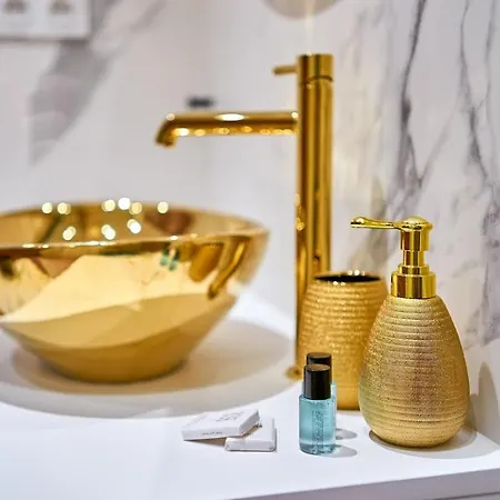 Laguna 6 Z Garazem Apartamento *