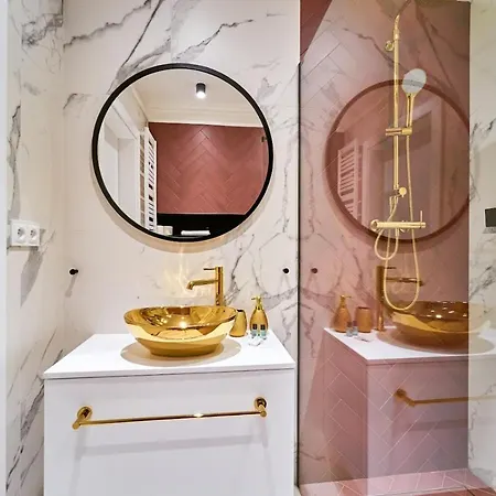 Laguna 6 Z Garazem Apartment *