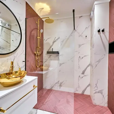 Laguna 6 Z Garazem Apartamento *