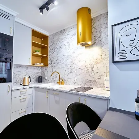 Laguna 6 Z Garazem Apartment *